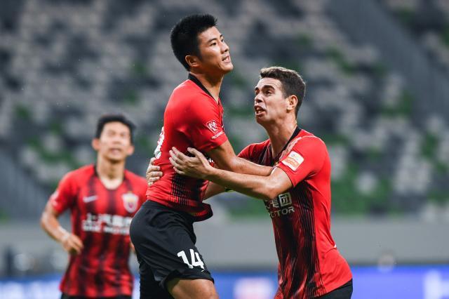 开云-【中超】李圣龙制胜球杨旭绝平被吹 海港1比0申花