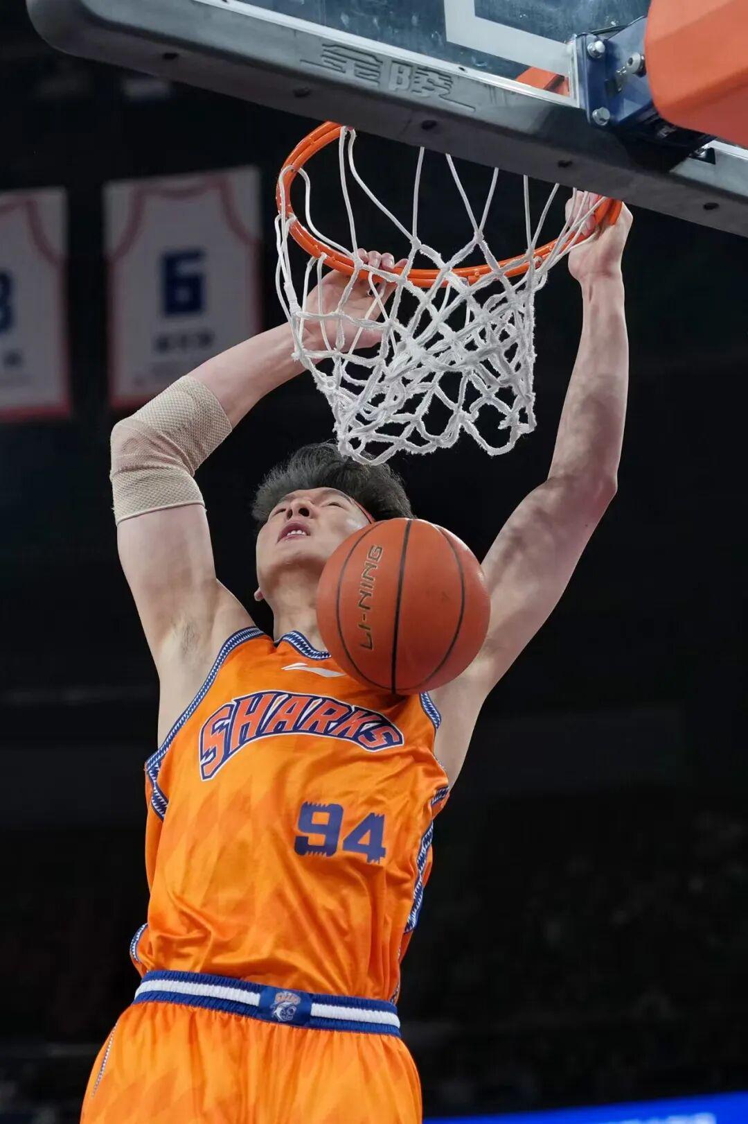 开云体育官网-上海男篮准备起飞？